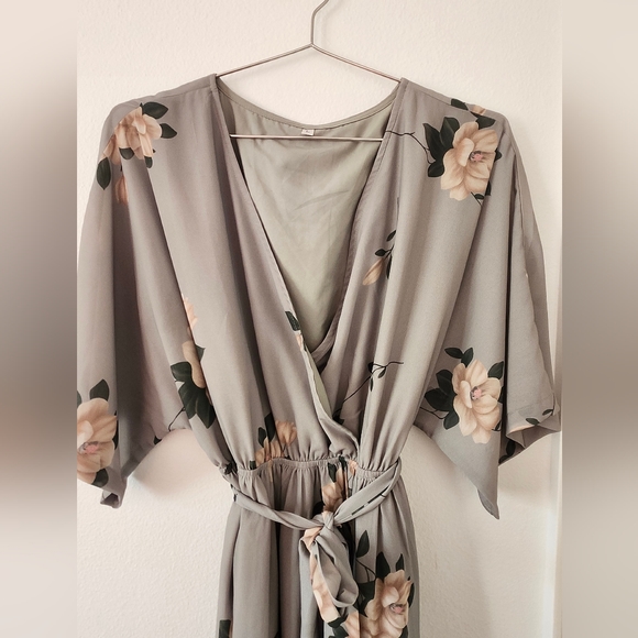 Large (10-14) Women's professional clothes - Picture 6 of 12